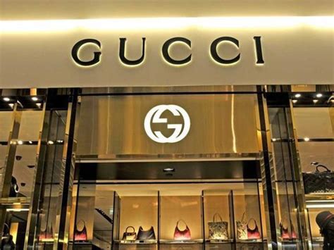 gucci acquisizione|gucci ricavi.